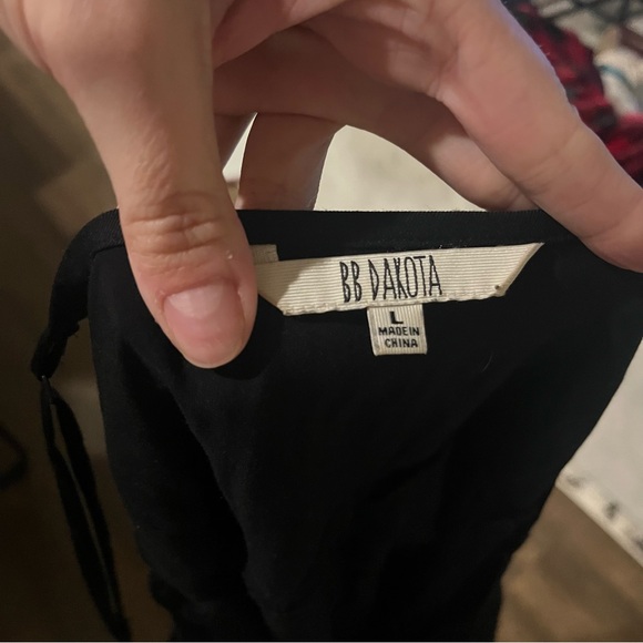 DRESS - Picture 3 of 3